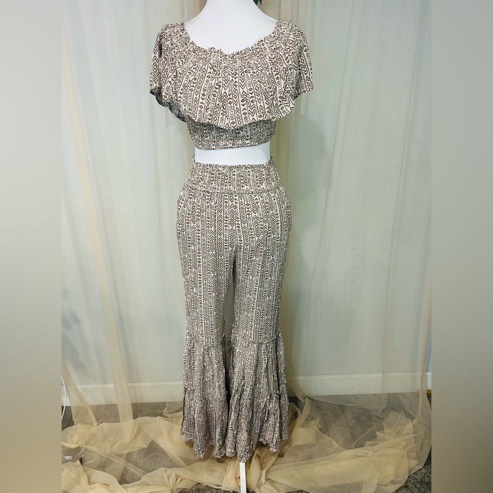 Boho Two Piece Set Women Small Brown Tribal Print Off Shoulder Crop Top